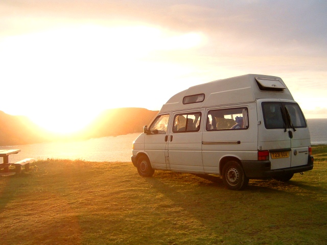 Location van 150 VW T4 Multi Campervan Confort, Run A Van
